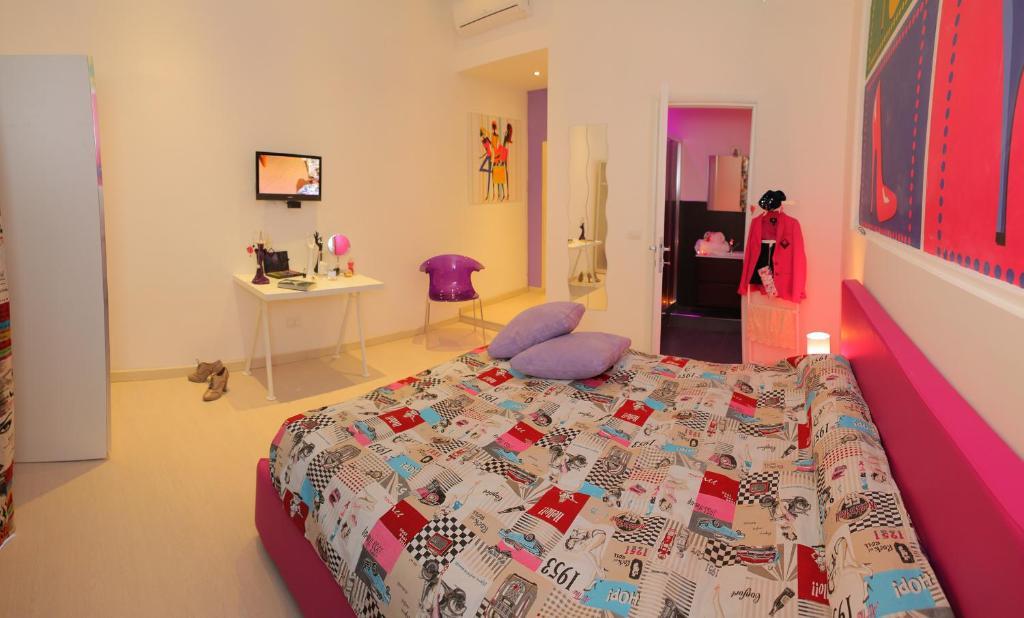 Chroma Italy - Ena Guest House Стая снимка