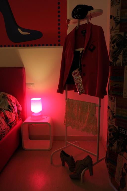 Chroma Italy - Ena Guest House Стая снимка