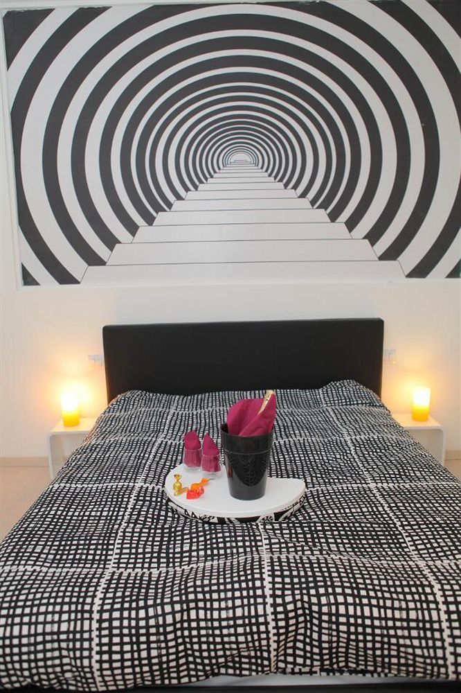 Chroma Italy - Ena Guest House Екстериор снимка