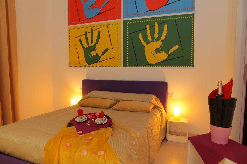 Chroma Italy - Ena Guest House Стая снимка